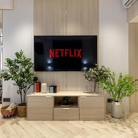 Aiastay River Bucarest