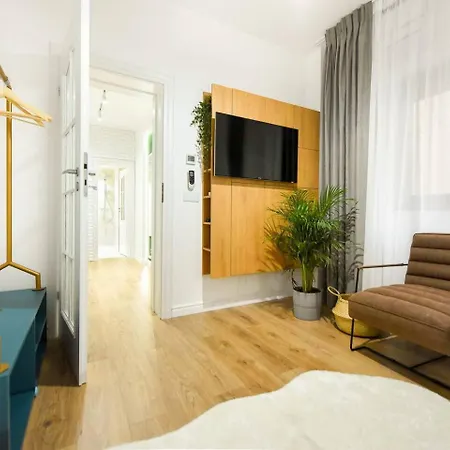 Apartment Aiastay River *