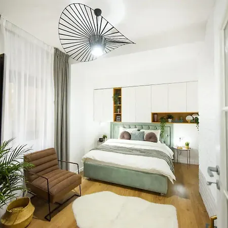 Aiastay River Apartment
