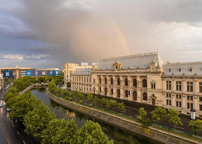 Aiastay River アパート