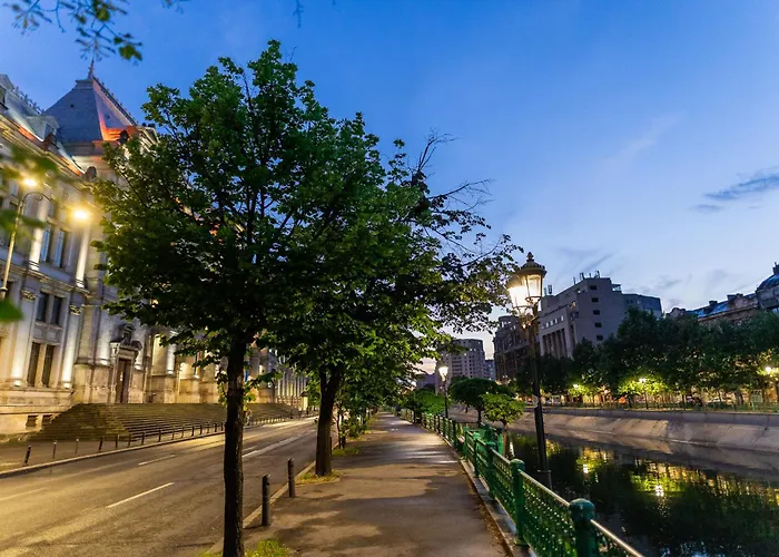 Aiastay River アパート *