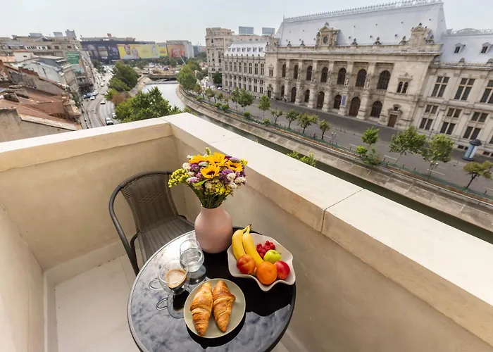 Aiastay River بوخارست