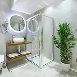 Apartman Aiastay River